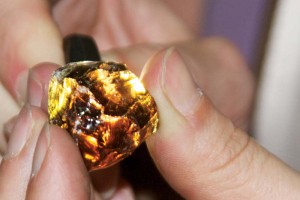 Unheated tanzanite crystal from Merelani, Tanzania, showing yellow pleochroic colour.