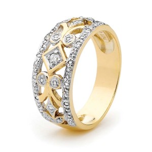 Ring by Bee Jewellery, with 17 diamonds set in nine-karat gold.