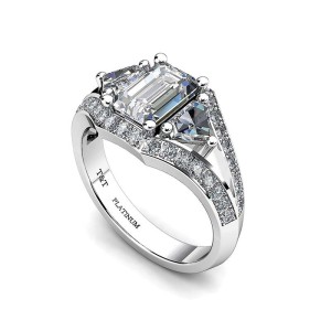 Platinum engagement ring by T&T Jewellers,  with one-carat centre diamond and shoulders (.40 ctw).