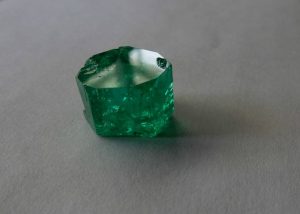 Toronto’s Fura Gems recently discovered the 25.97-carat ‘ÄRE Emerald’ in its Colombia mine. Photo courtesy Fura Gems