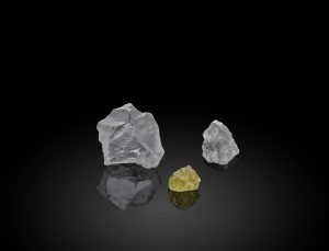 Two large white diamonds and one yellow diamond, all from the Northwest Territories’ Diavik mine, will lead an upcoming Rio Tinto sale. Photo © Rio Tinto