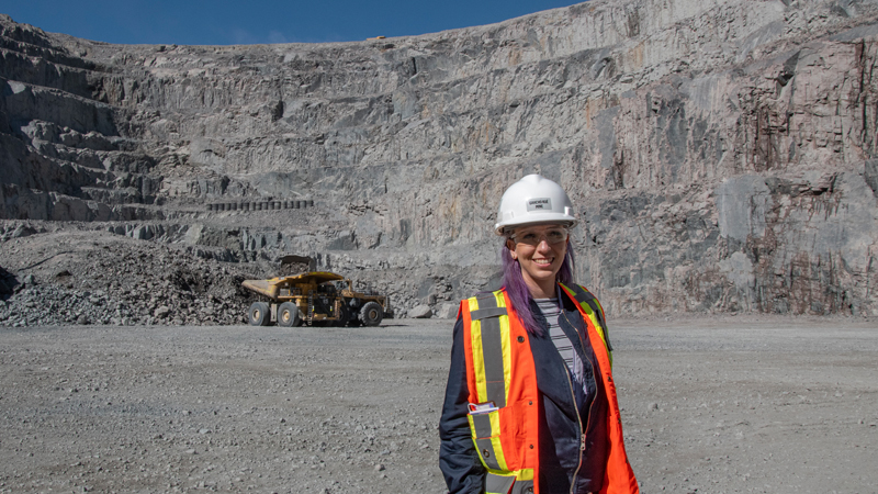 An emerging Canadian jewellery designer recently got a first-hand look at diamond mining practices in the Great White North during a trip to De Beers’ Gahcho Kué Mine in the Northwest Territories. Photo courtesy De Beers Group