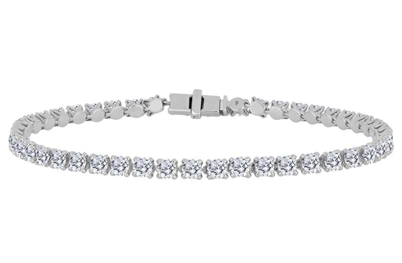 14-karat gold tennis bracelet from Beverly Hills Jewellers’ ‘LoveGrown’ collection, featuring six carats of laboratory-grown diamonds.