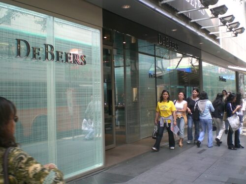 De Beers storefront in Hong Kong